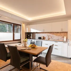 Apartment Wildbarren - Alpenmagie, Oberaudorf